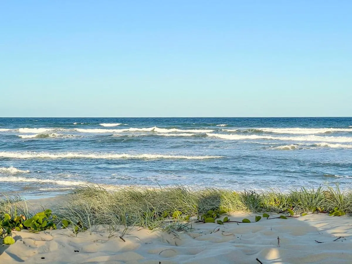 Holiday Home Cotton Tree Maroochydore Lägenhet